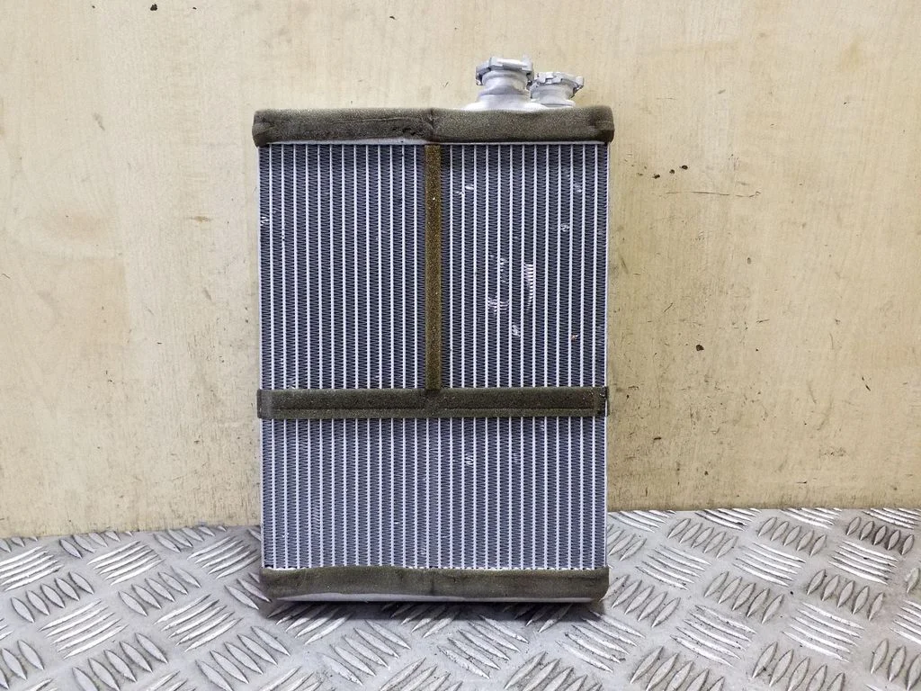 Salongi küttekeha radiaator