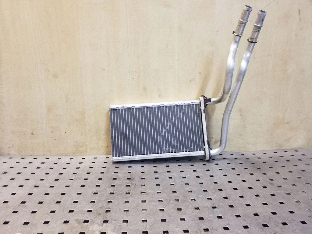 Salongi küttekeha radiaator T1012895E