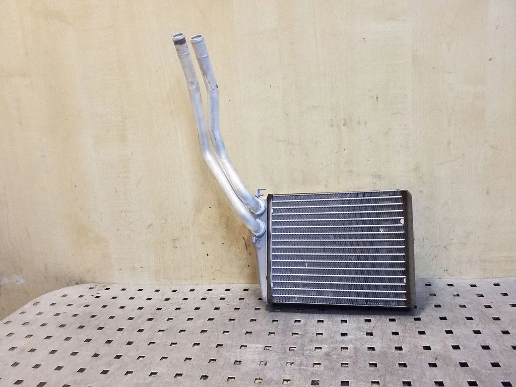 Heater blower radiator 668110F