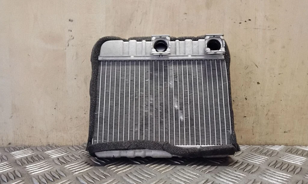 Heater blower radiator