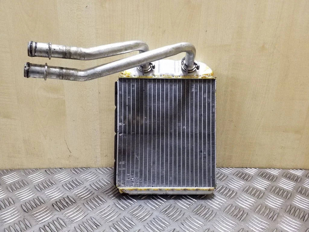 Heater blower radiator 7H1819121