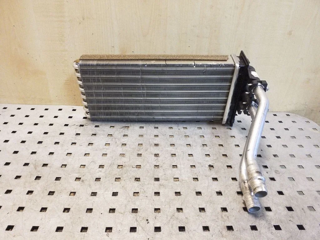 Salongi küttekeha radiaator