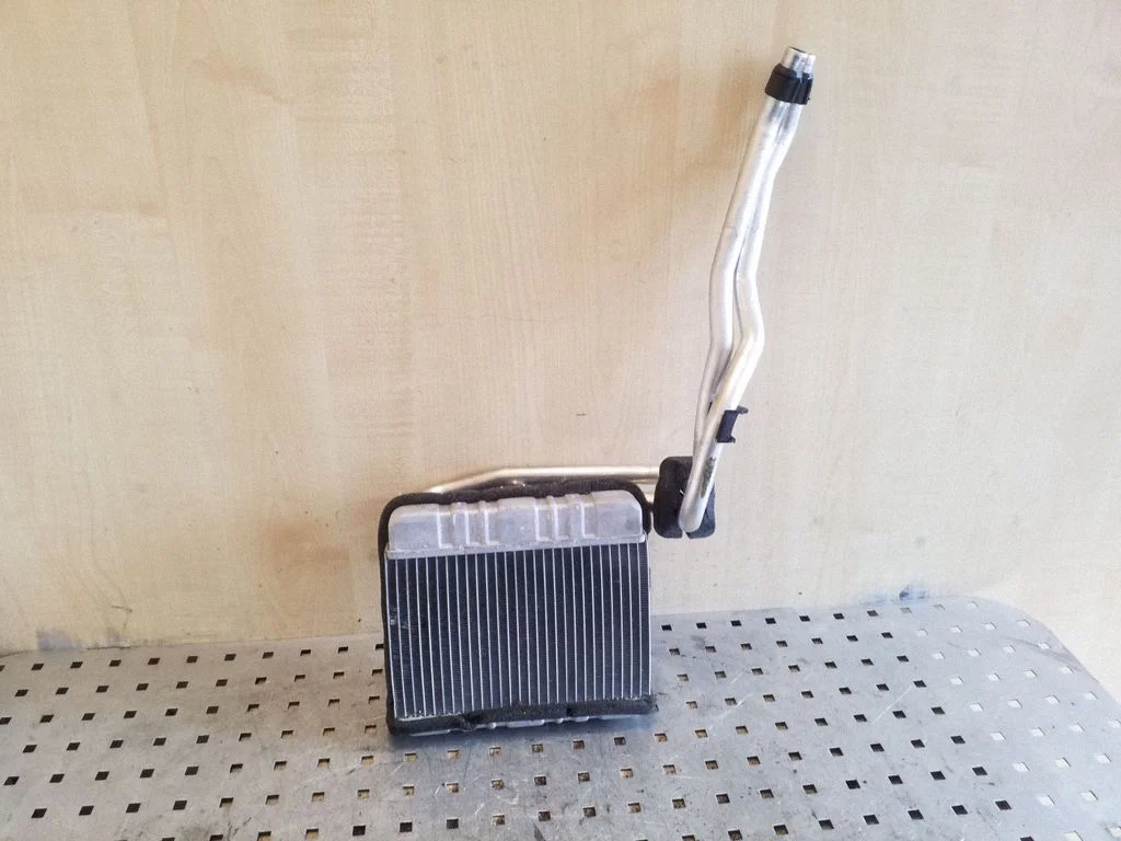 Salongi küttekeha radiaator