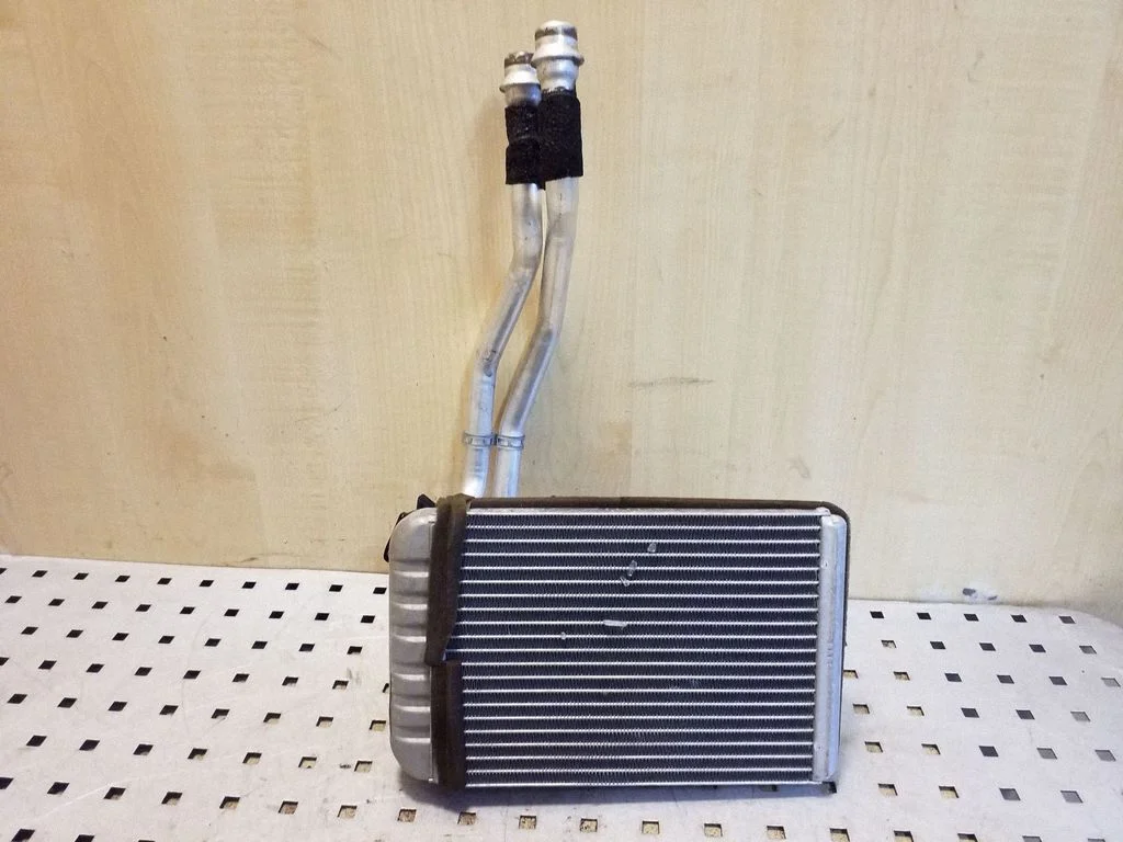 Salongi küttekeha radiaator DE207002