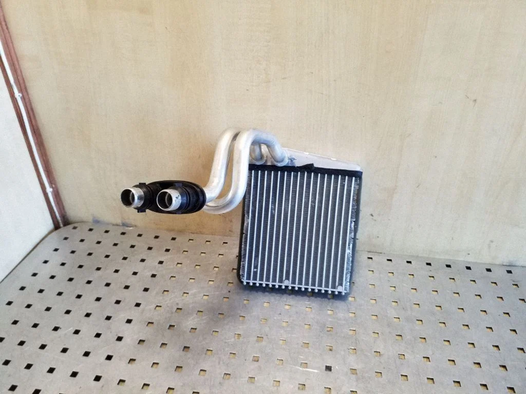 Salongi küttekeha radiaator 1K0819033