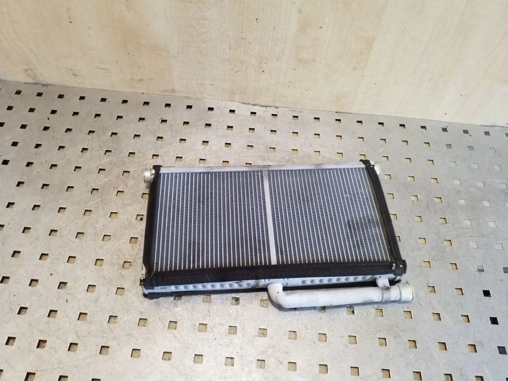 Heater blower radiator