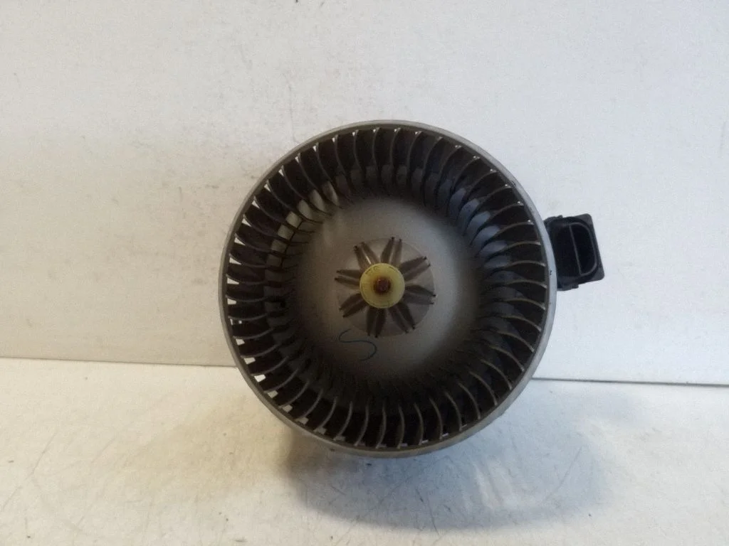 Dmuchawa nawiewu AV2727005381 – Jaguar XJ X351 (2009-2019)