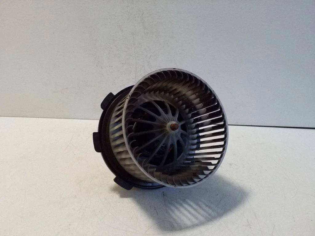 Salongipuhur – Volkswagen Crafter (2006-2016)