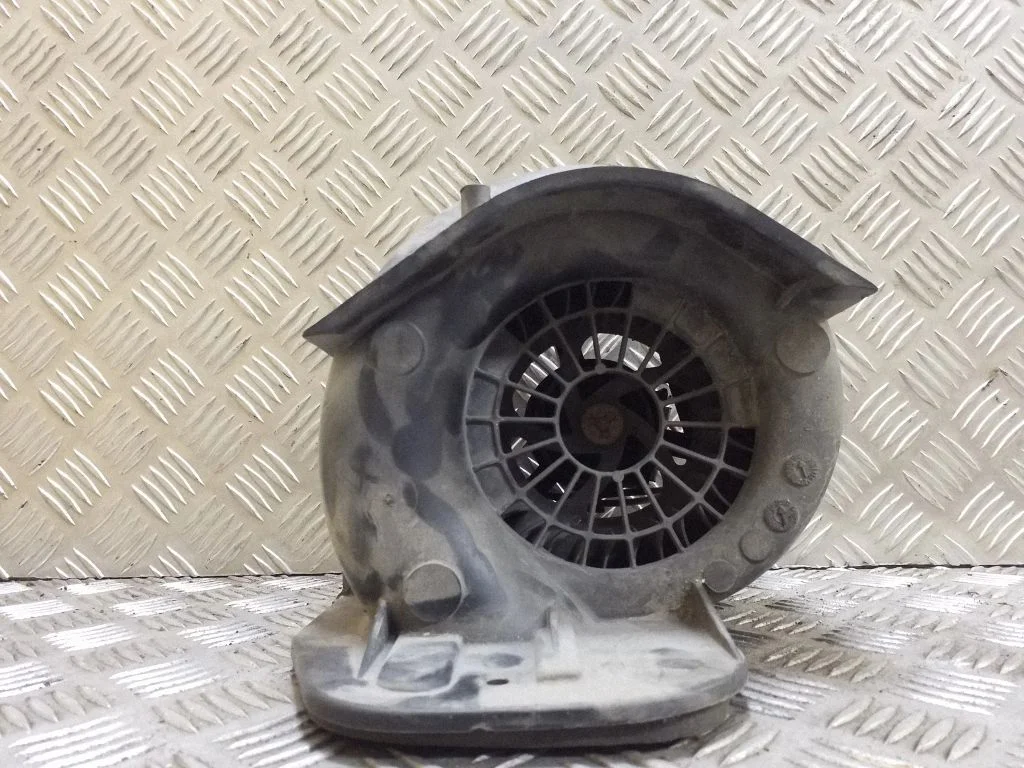 Heater fan/blower 7700811864 – Renault 19 (1988-1996)