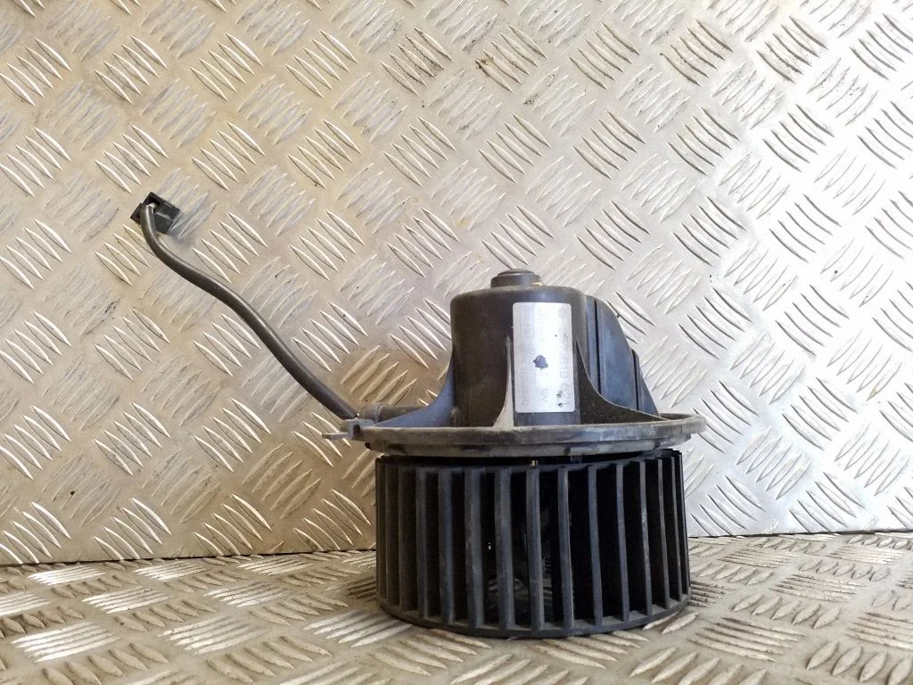 Heater fan/blower 357819021