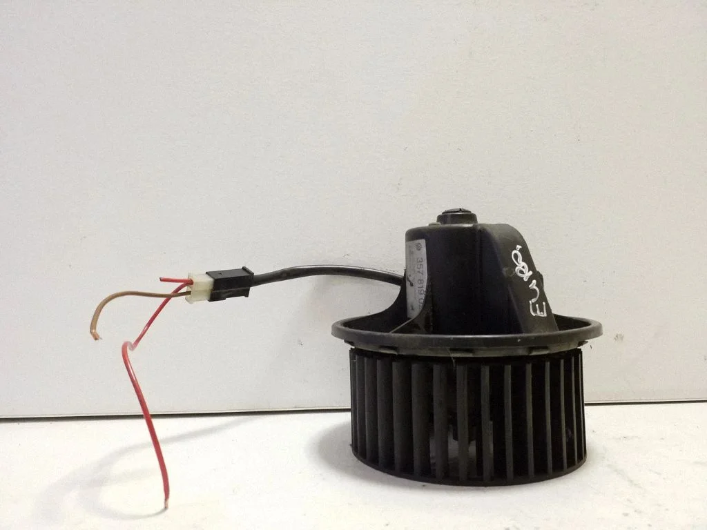 Heater fan/blower 357819021