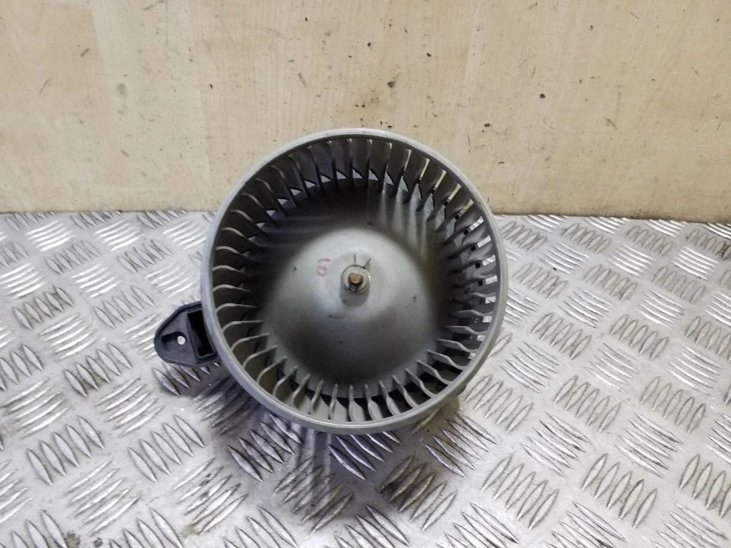 Heater fan/blower 4B1820021
