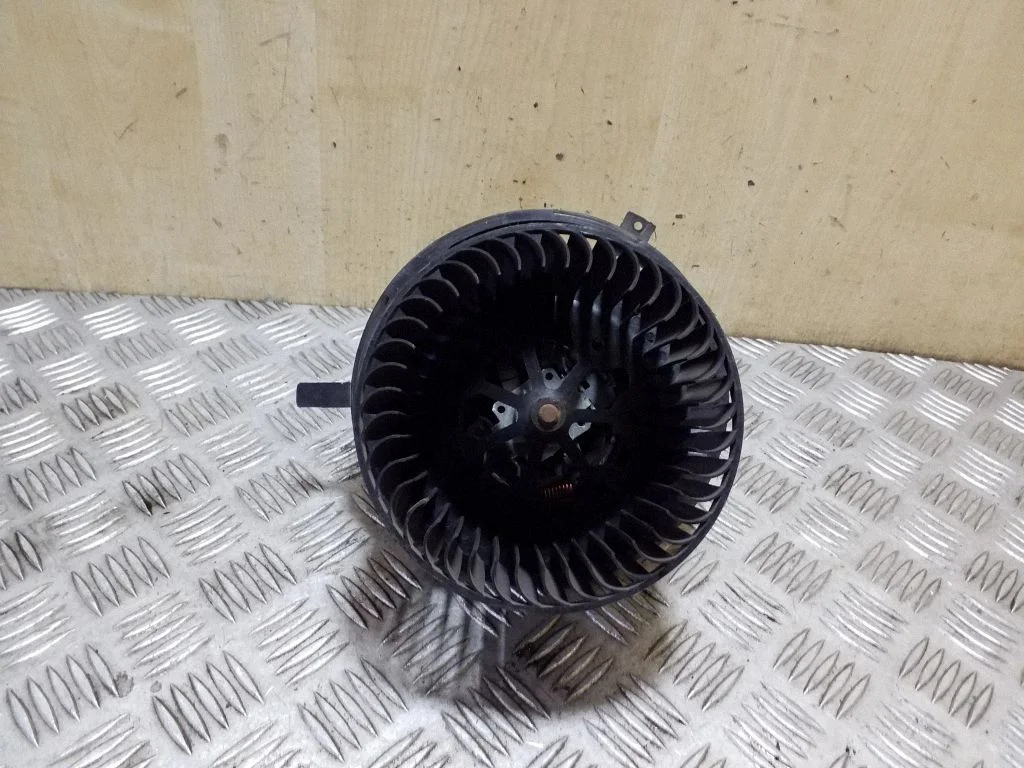 Heater fan/blower