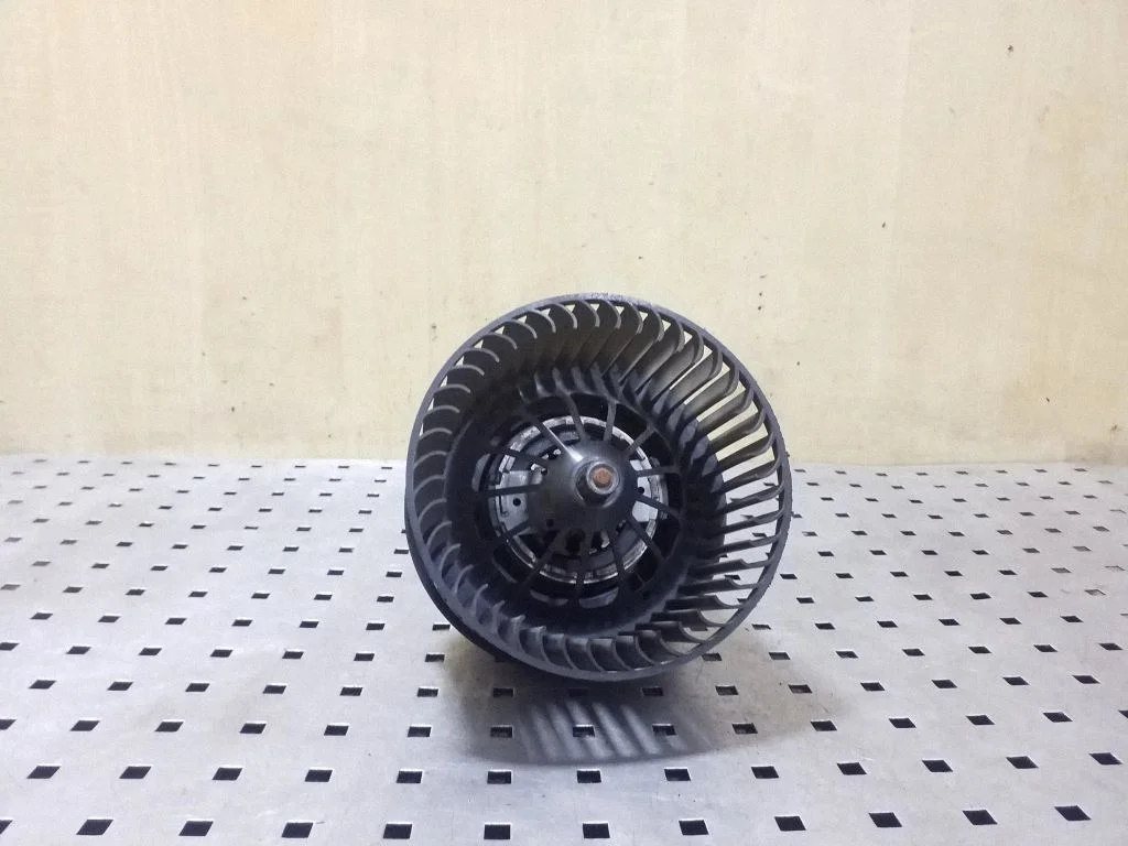 Heater fan/blower AV6N18456BA
