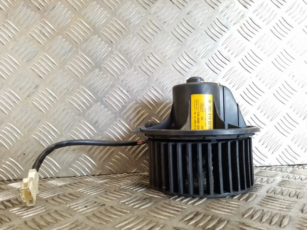 Heater fan/blower 701819021B