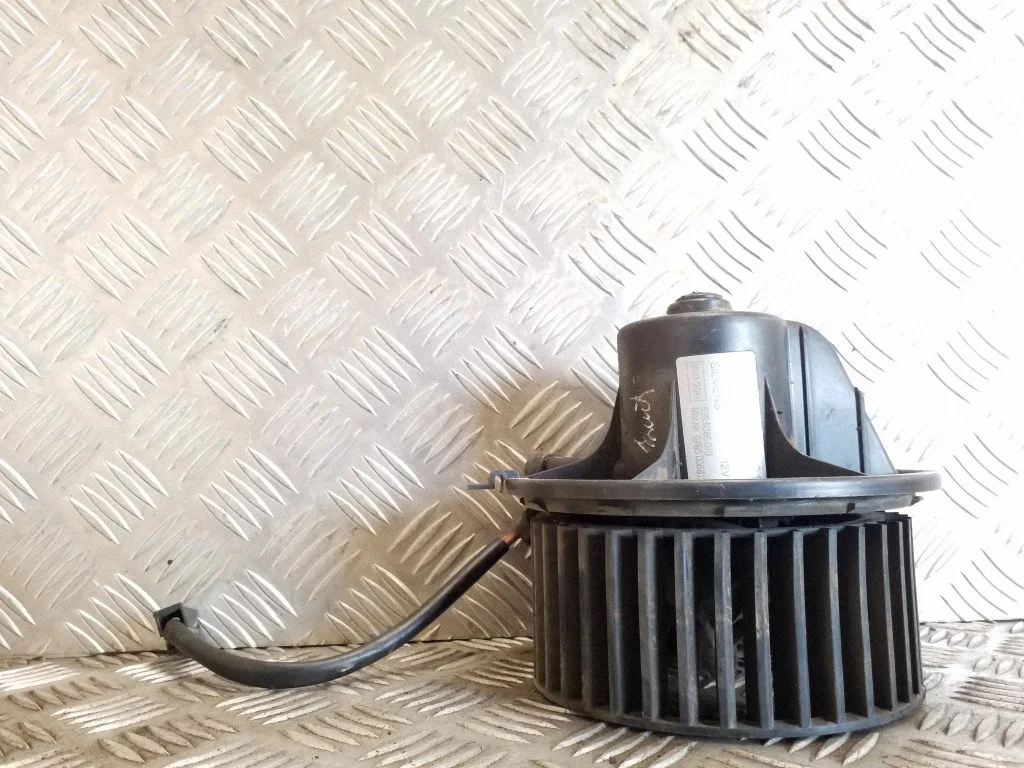 Heater fan/blower 357819021
