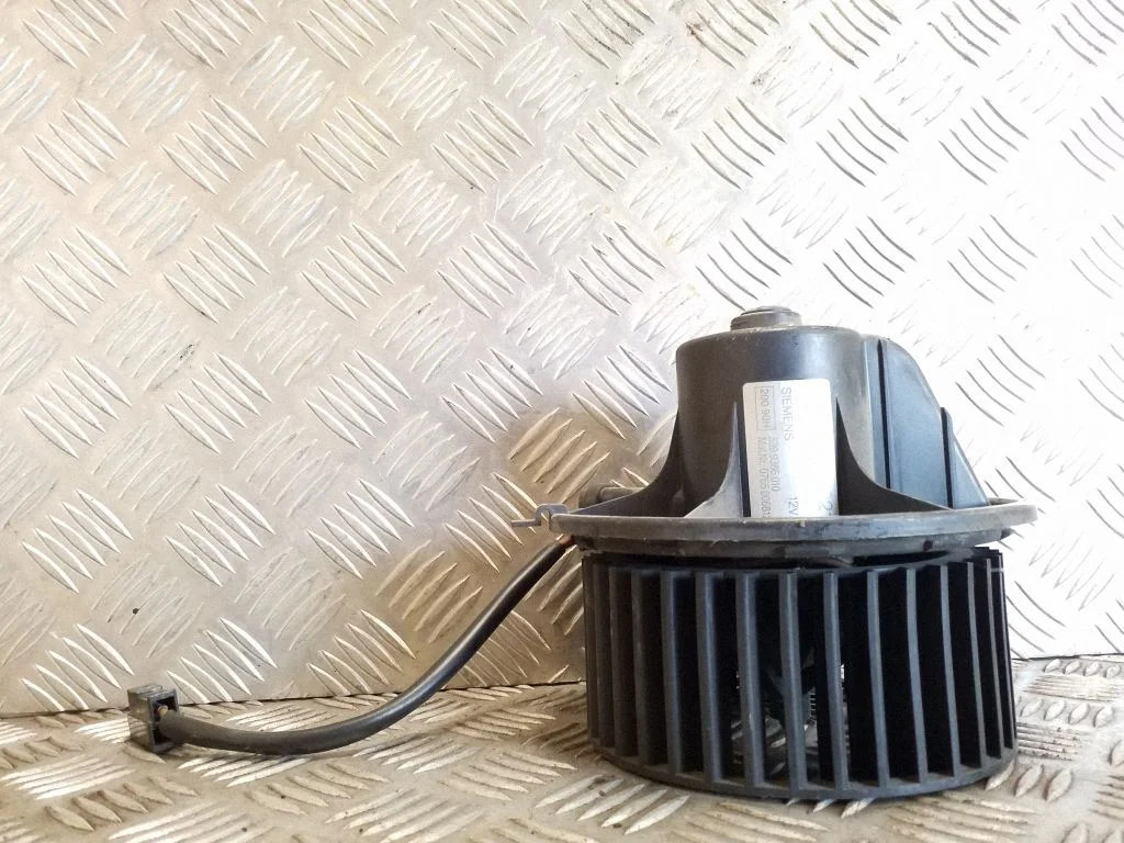 Heater fan/blower 357819021