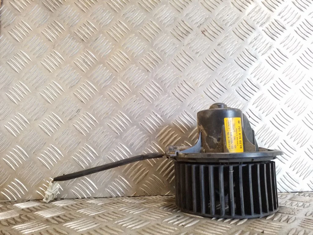 Heater fan/blower 701819021B