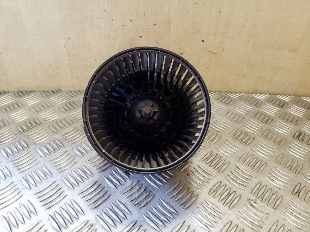Heater fan/blower N109037P