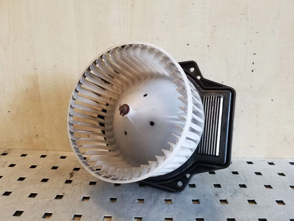 Heater fan/blower DRF8434001