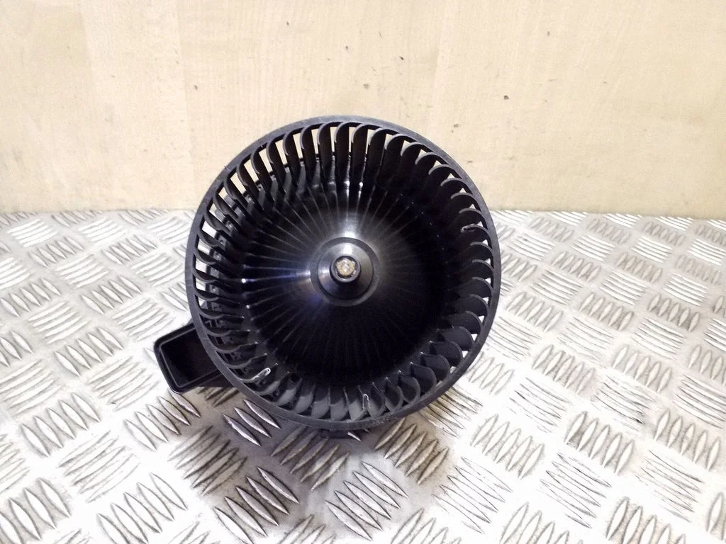 Salongipuhur 0130309506