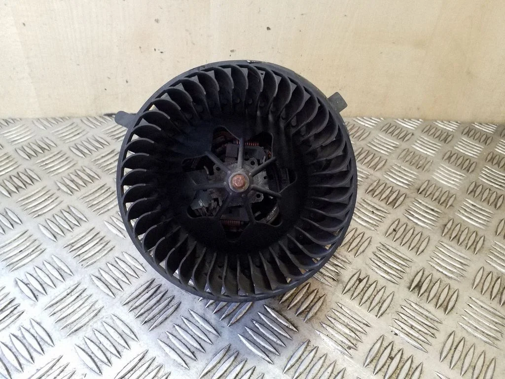 Heater fan/blower 1K2819015C