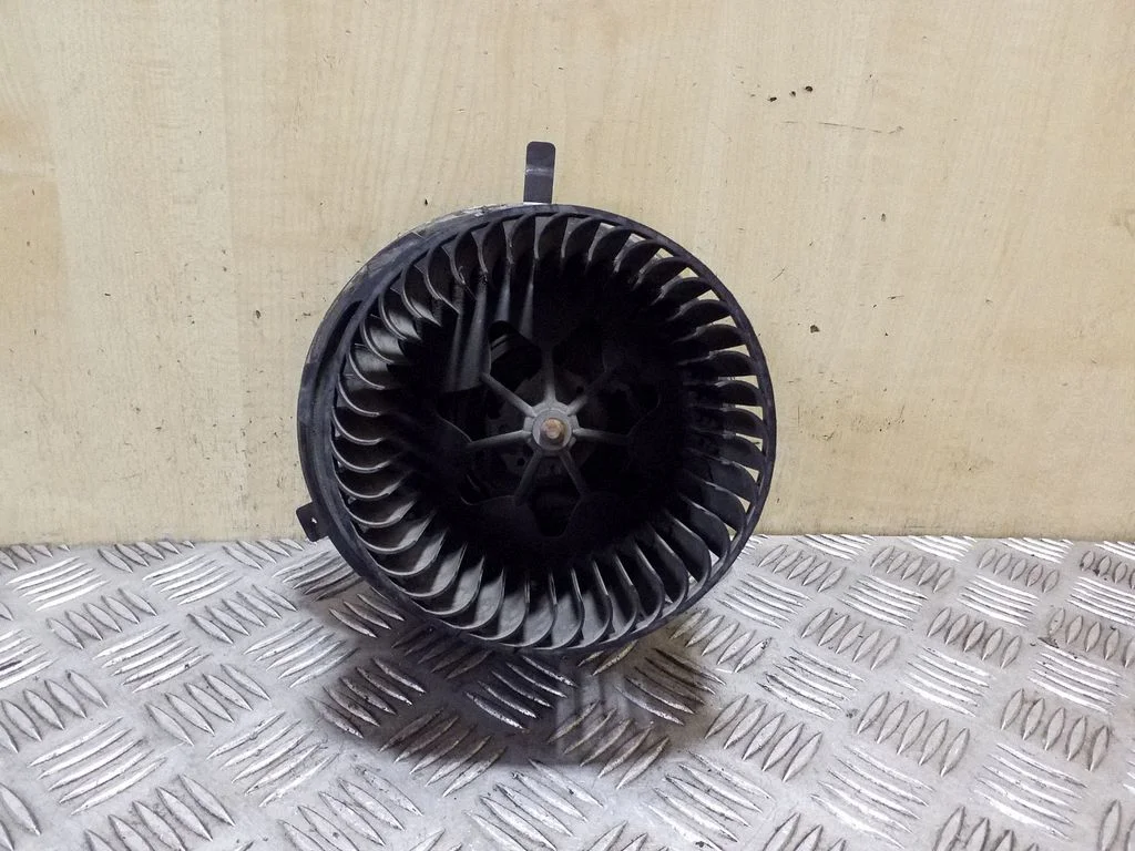 Heater fan/blower 1K1820015F