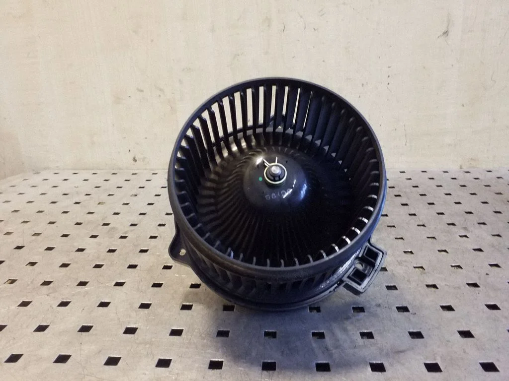 Krāsniņas ventilators/pūtējs