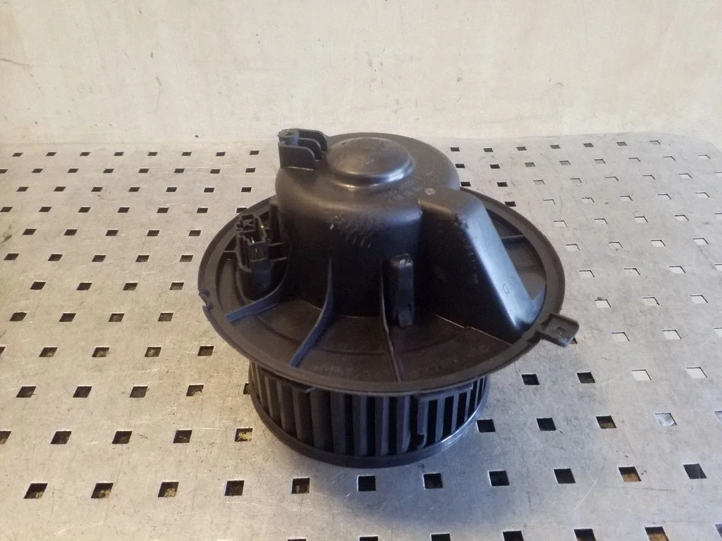 Heater fan/blower 1K2819015C