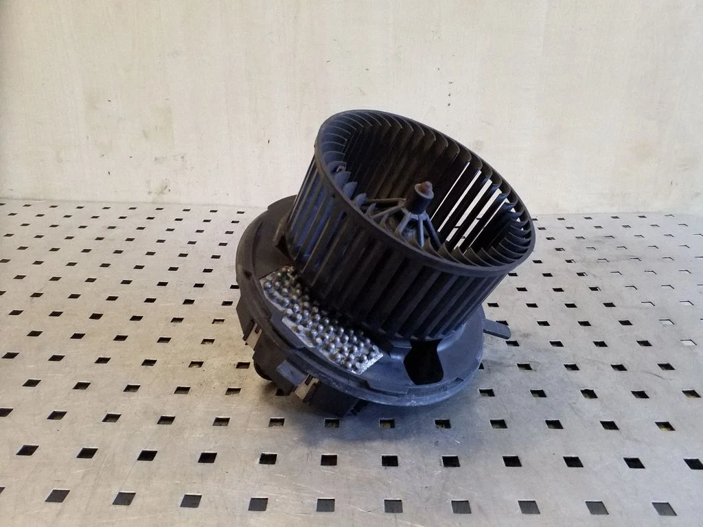 Heater fan/blower 1K2820015F