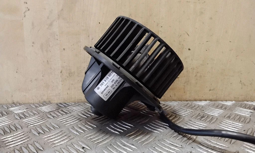 Heater fan/blower 701819021B