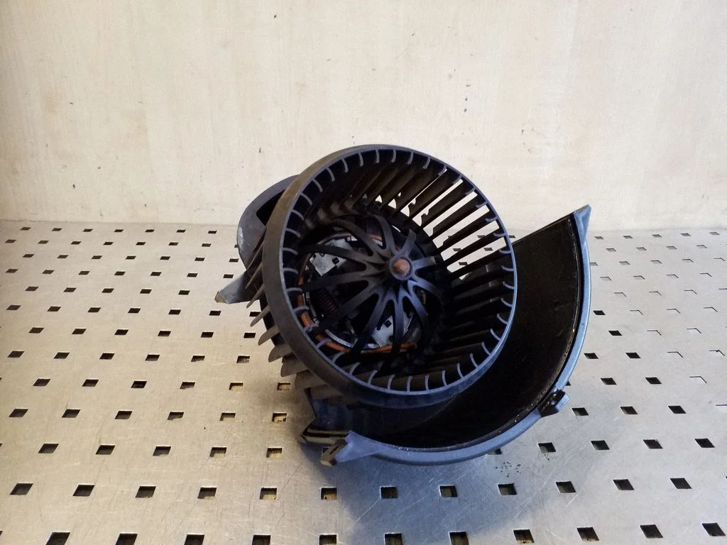 Heater fan/blower