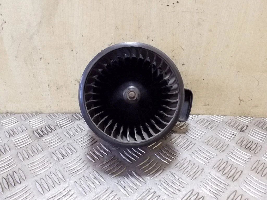 Heater fan/blower 4H2820021B – Audi A8 S8 D4 4H (2010-2016)