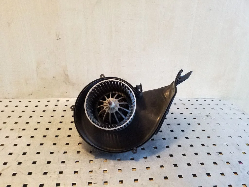 Heater fan/blower 6G9N18D413BA