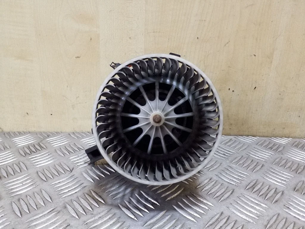 Salongipuhur U0853003