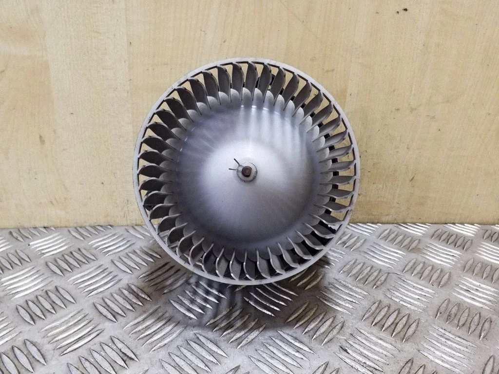Salongipuhur T1017802FA