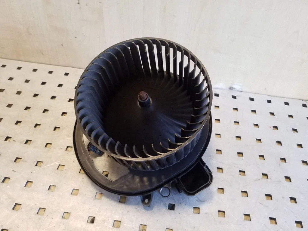 Salongipuhur T1014423G