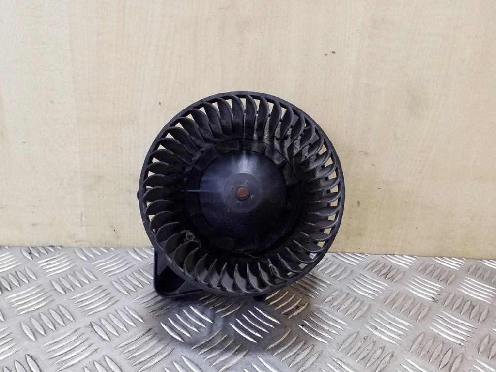 Heater fan/blower 8E1820021E