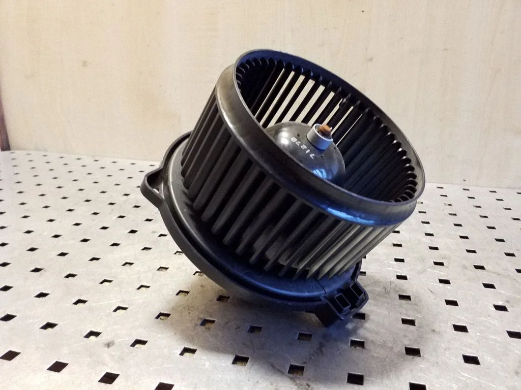 Heater fan/blower