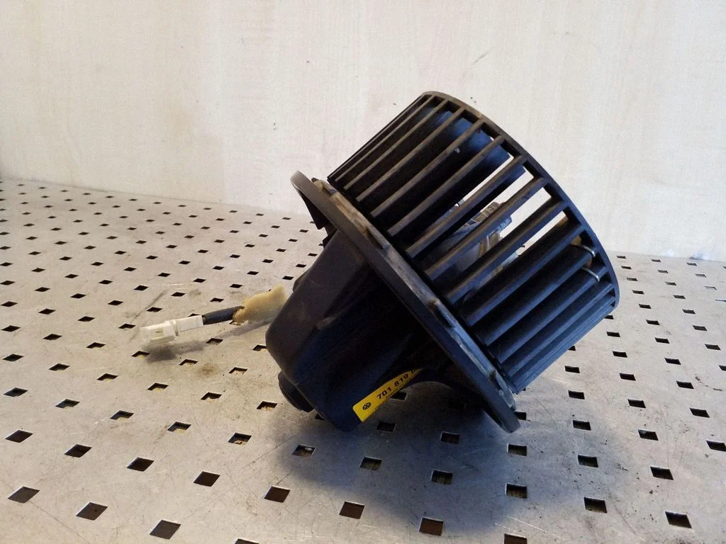 Heater fan/blower 701819021B