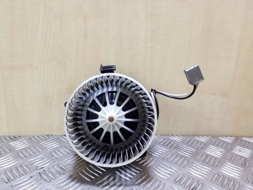 Heater fan/blower 25020139
