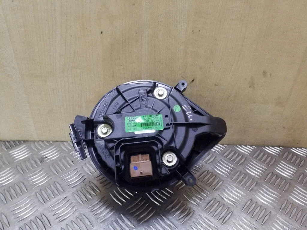 Heater fan/blower 8E1820021B