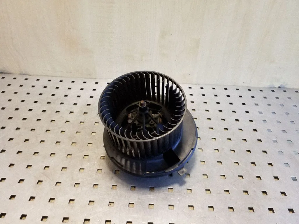 Heater fan/blower 1K2819015