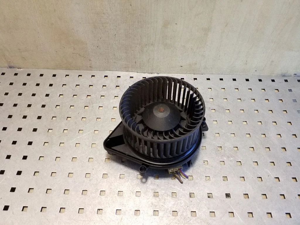 Heater fan/blower