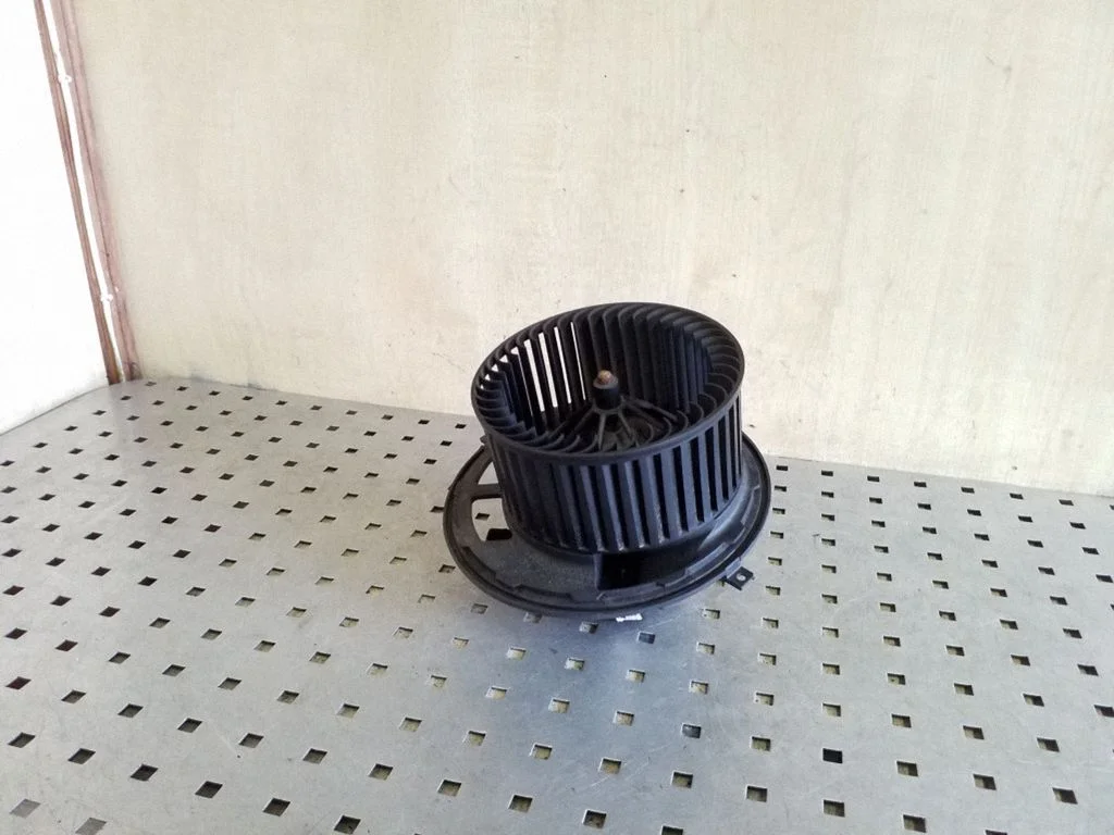 Heater fan/blower 985467W