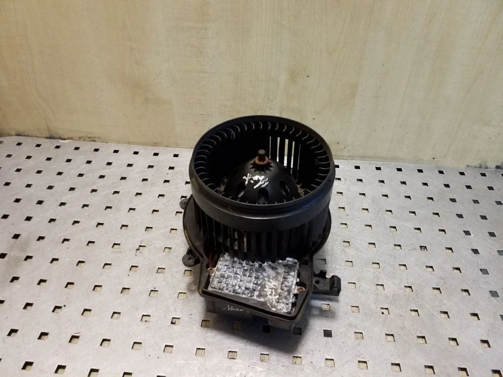 Heater fan/blower