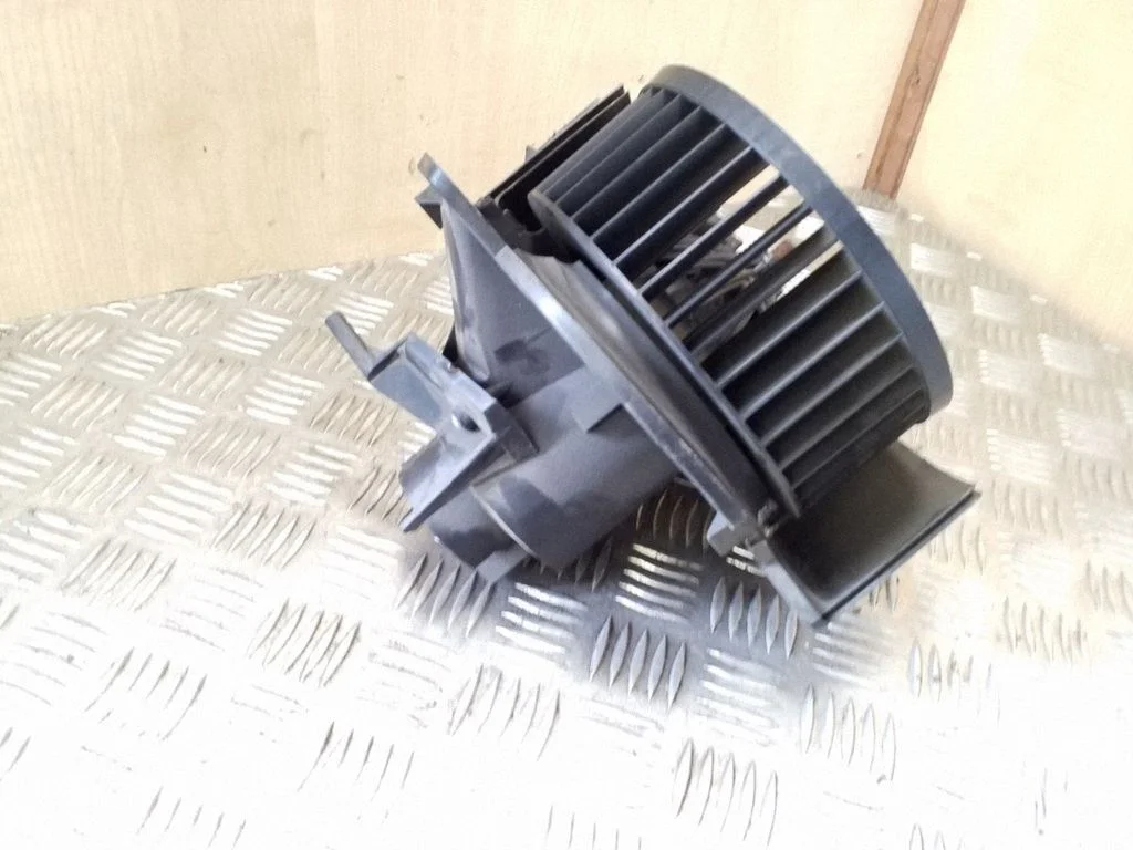 Heater fan/blower 9400525