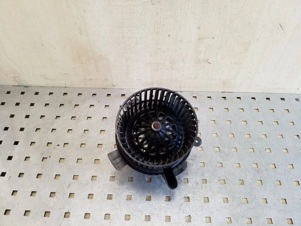 Heater fan/blower – Peugeot 307 (2005-2008)