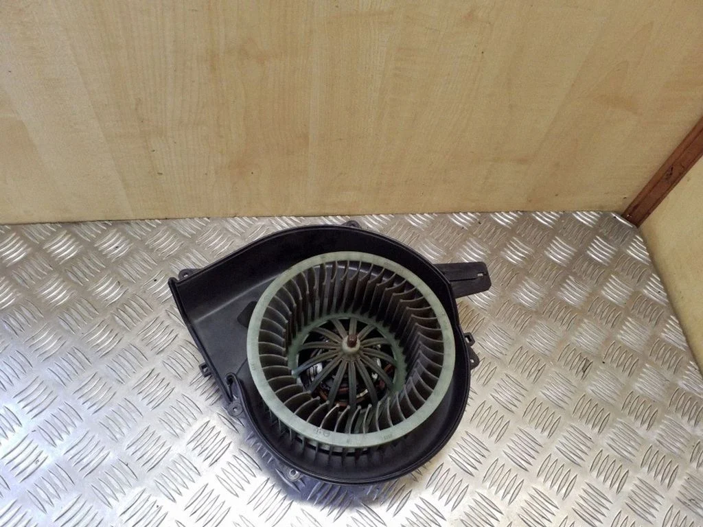 Heater fan/blower 6Q1819015A