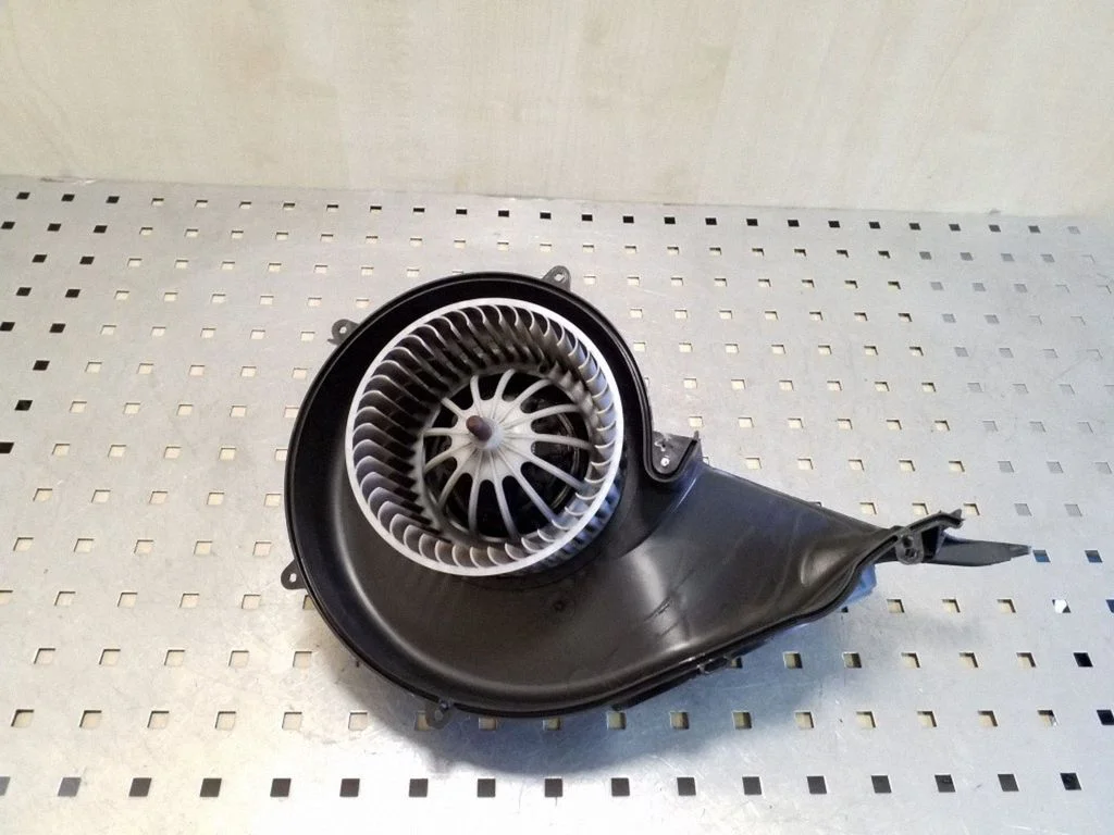 Heater fan/blower 6G9N18D413BA